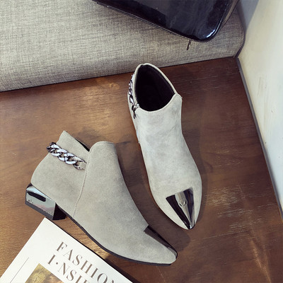 HIT Női csizma fémlánccal három színben