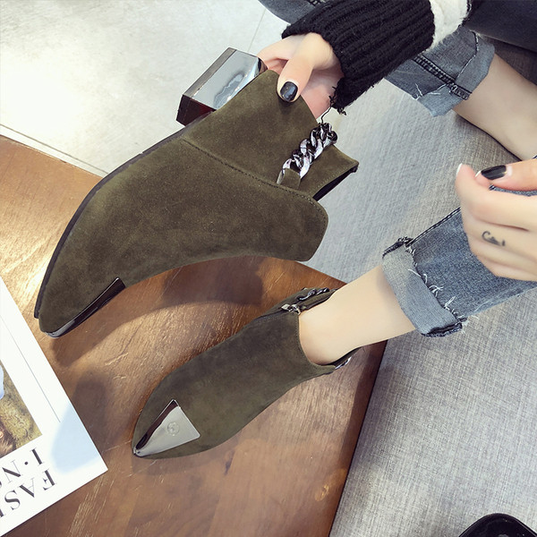 HIT Női csizma fémlánccal három színben