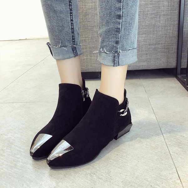 HIT Női csizma fémlánccal három színben