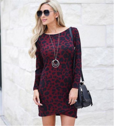 Stílusos női pamut ruha rövid modell hosszú ujjal