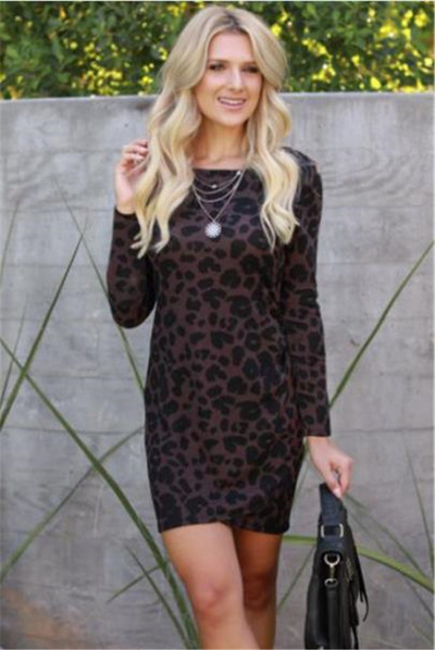 Stílusos női pamut ruha rövid modell hosszú ujjal