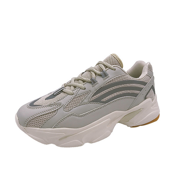 Αθλητικά γυναικεία αθλητικά παπούτσια με παχιά σόλα σε δύο χρώματα