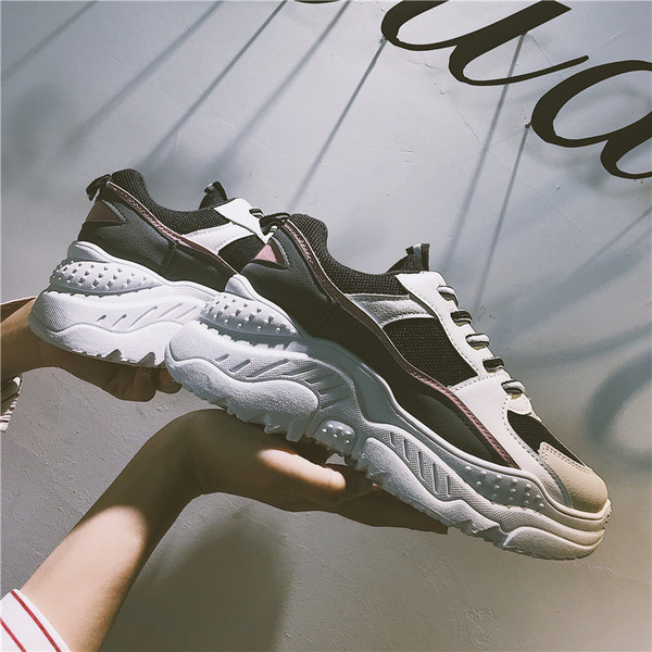 Stílusos női tornacipő vastag talppal, két színben