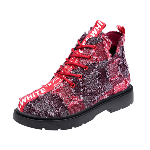 Γυναικείες μπότες με επιγραφή δύο χρωμάτων