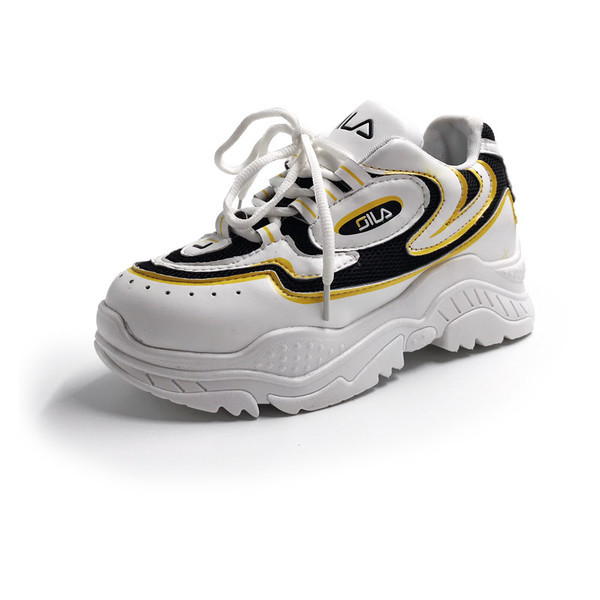 Alkalmi női tornacipő durva talppal, két színben