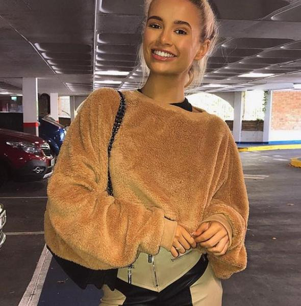 Modern női blúz rövid modell rózsaszín és bézs színben