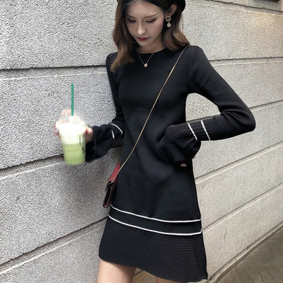 Sport-alkalmi női ruha két színben - széles modell