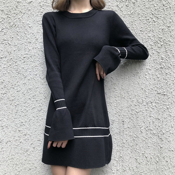 Sport-alkalmi női ruha két színben - széles modell