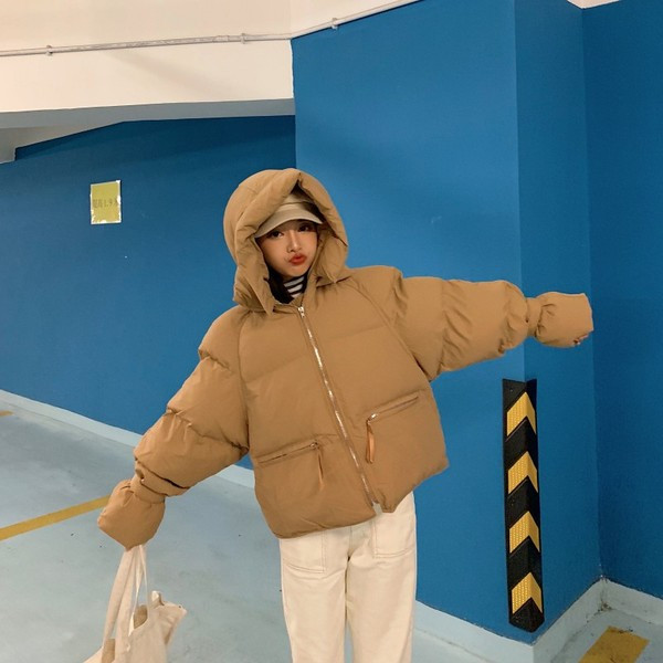 Modern női téli kabát kapucnival két színben