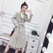 Női kabát V-nyakú szürke és kék színben