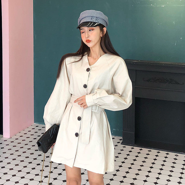 Μοντέρνο γυναικείο πουκάμισο σε δύο χρώματα