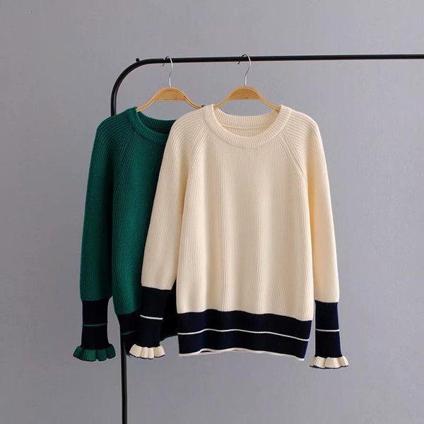 Elegáns női pulóver O-alakú gallérral, két színben