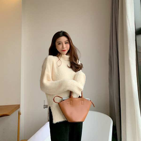 Kényelmes női téli pulóver három színben