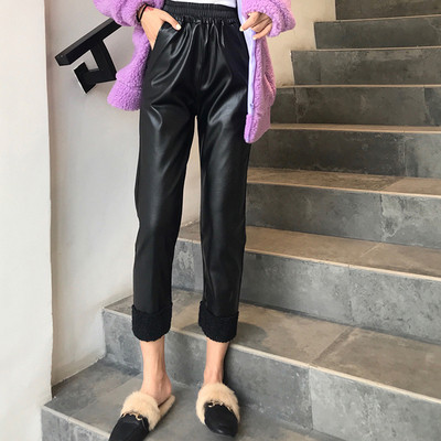 Модерен дамски панталон от еко кожа с мека подплата и еластична талия 