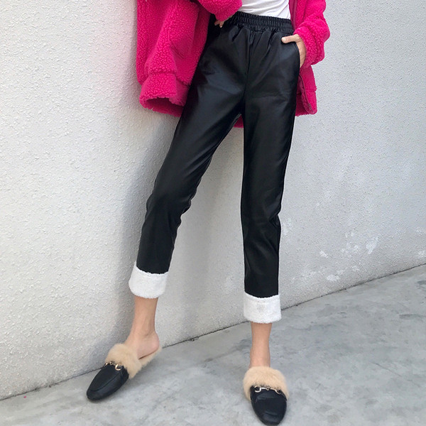 Modern női öko-bőr nadrág puha béléssel és elasztikus derékkal