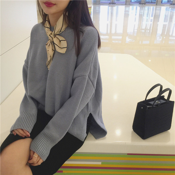 Model modern de pulover de damă