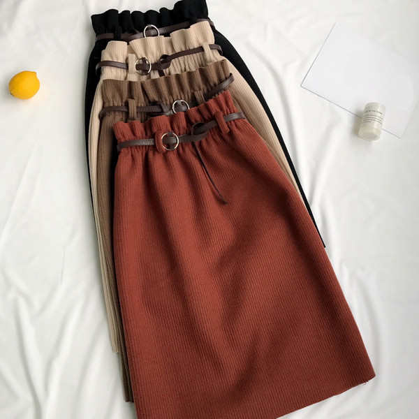 Stílusos női szoknya magas derékkal négy színben övvel