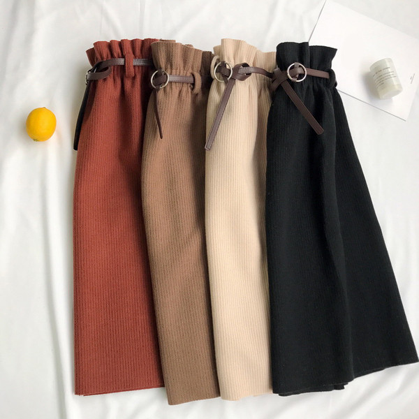 Stílusos női szoknya magas derékkal négy színben övvel