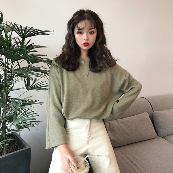 Καθημερινή κυρία πουλόβερ σε τρία χρώματα