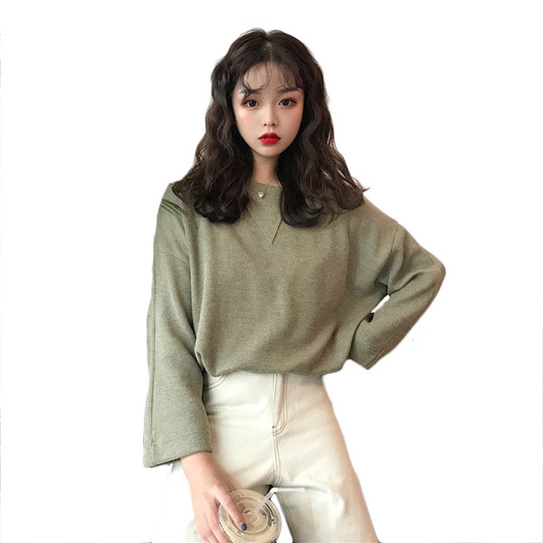 Καθημερινή κυρία πουλόβερ σε τρία χρώματα