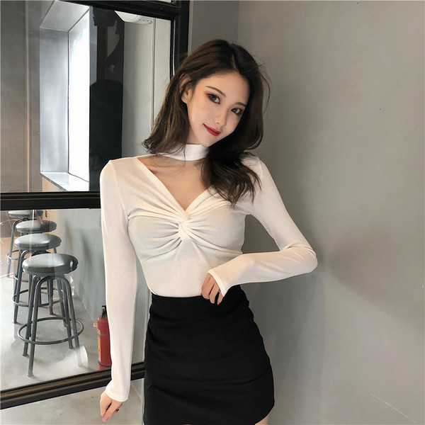 Stílusos női blúz fehér és fekete színben