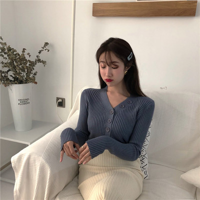 Alkalmi női blúz különböző színekben gombokkal