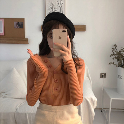 Alkalmi női blúz különböző színekben gombokkal