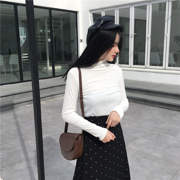 Modern női bársony blúz pólógallérral