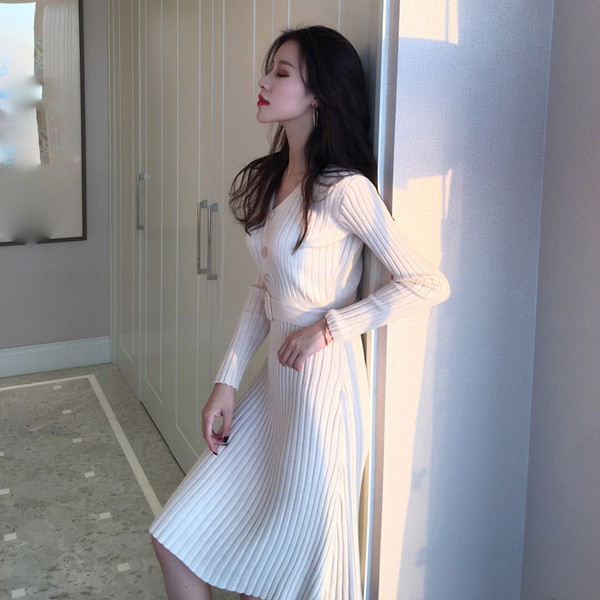 Női téli ruha övvel két színben