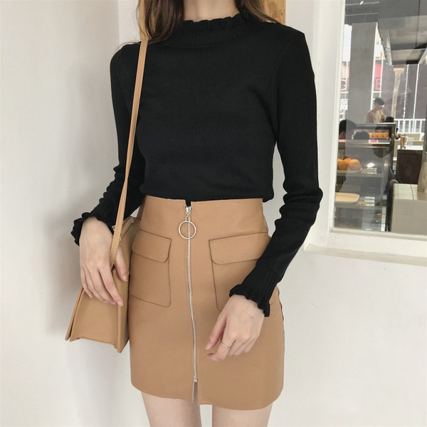 Női modern pulóver magas gallérral több színben