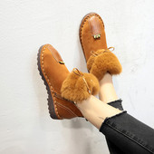 Cizme de dama cu puf de culoare neagra si maro si talpa aspra