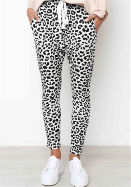 Alkalmi női nadrág gumírozott derékkal, két színben