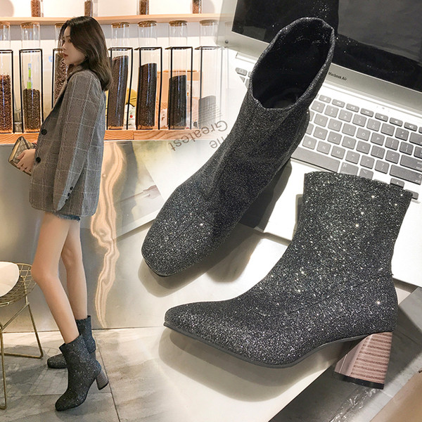 Elegáns női csizma vastag sarkú