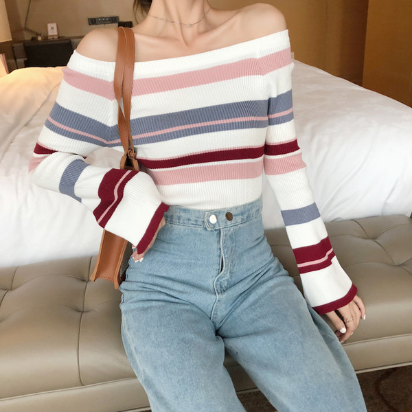 Κυρίες πουλόβερ με δύο neckline necklines