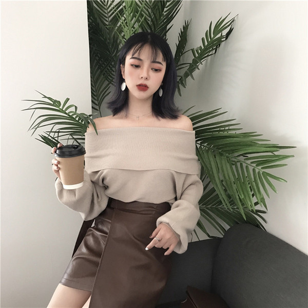 Stílusos női dáma csupasz vállval, három színben