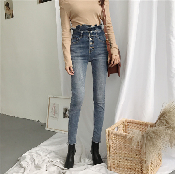 Blugi de dama actuali Model Slim cu talie inalta