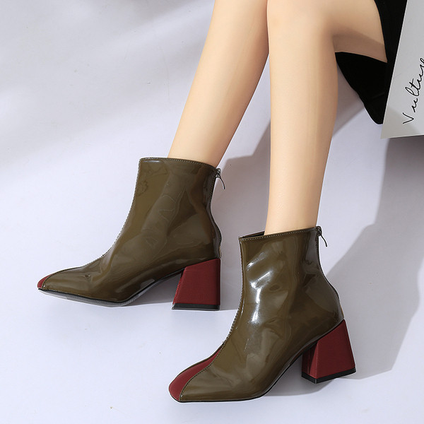 Modern női csizma vastag sarkú, két színben