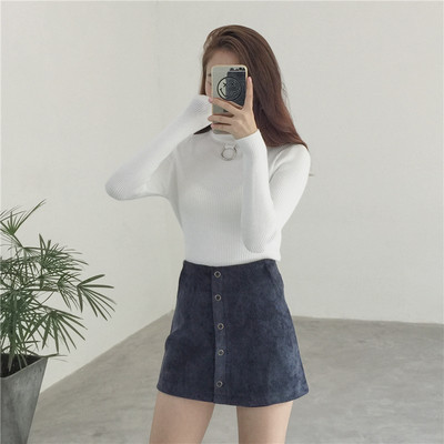 Stílusos női pulóver fém elemmel több színben