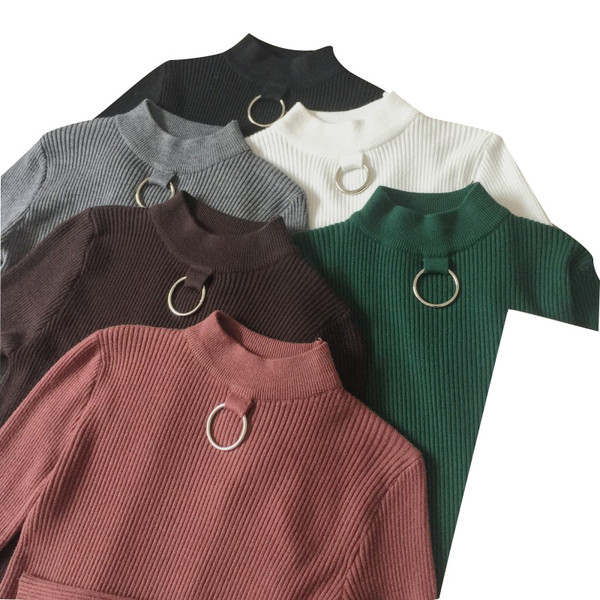 Stílusos női pulóver fém elemmel több színben