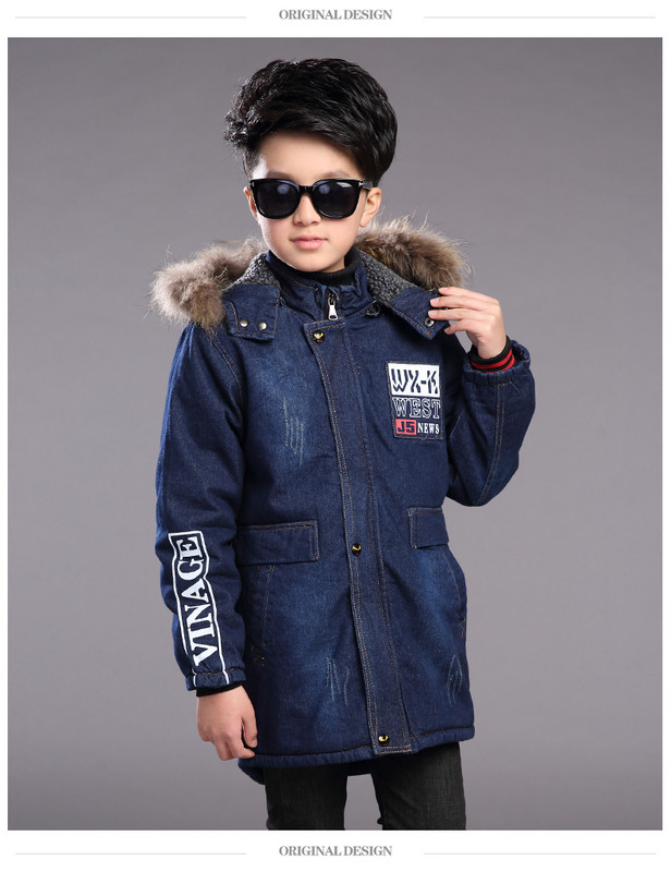 Aktuális gyerek kabát fiúknak két színben