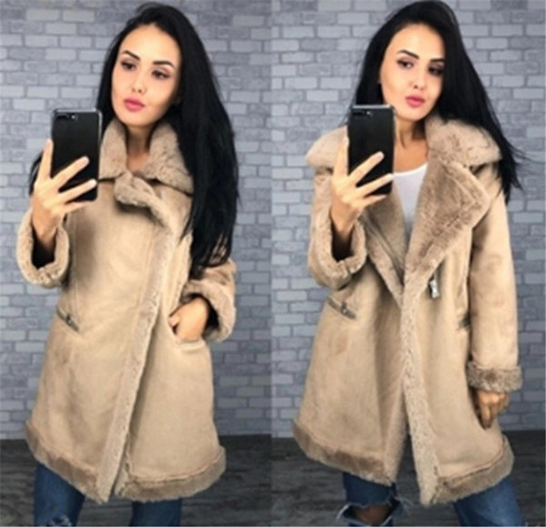 Aktuális női télikabát puha béléssel, világos színekben