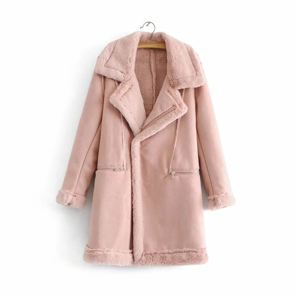 Aktuális női télikabát puha béléssel, világos színekben