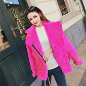 Aktuális női kabát meleg béléssel, két színben