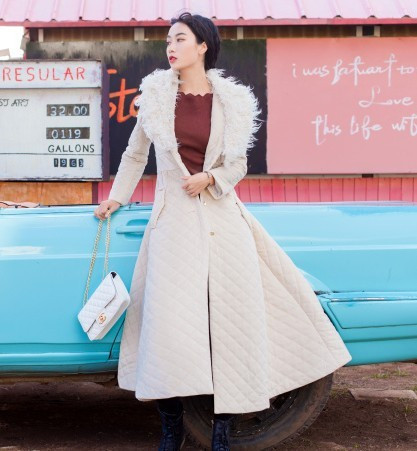 Palton de dama model nou croiat si model lung cu guler in forma de V de culoare alba
