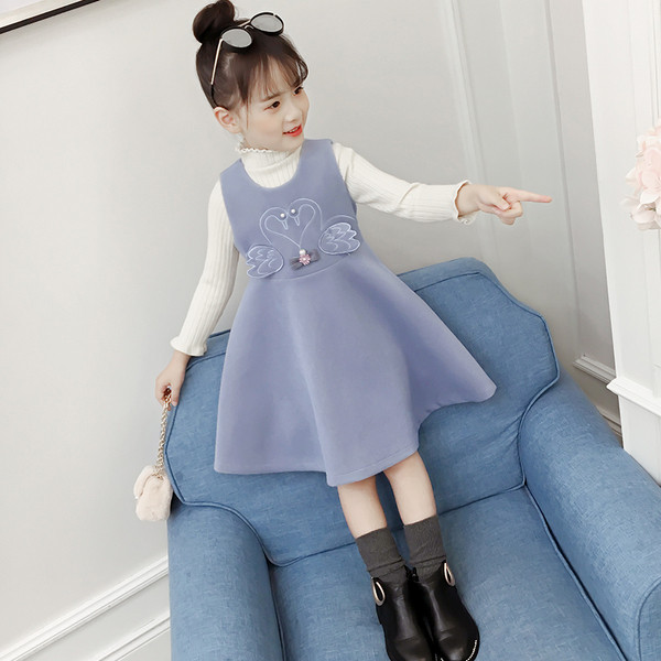 Modern gyerekruha lányoknak két színben