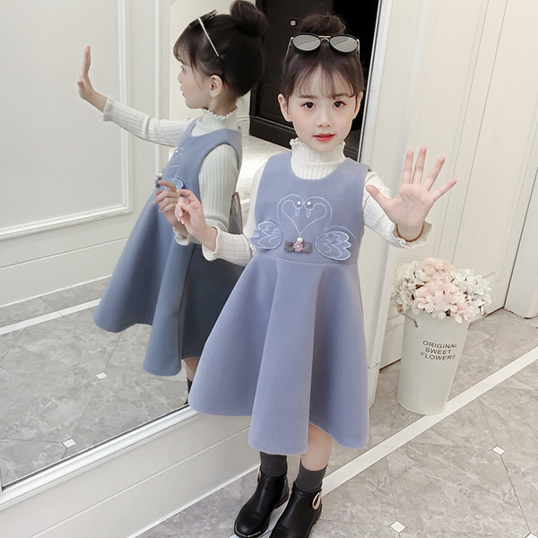 Modern gyerekruha lányoknak két színben