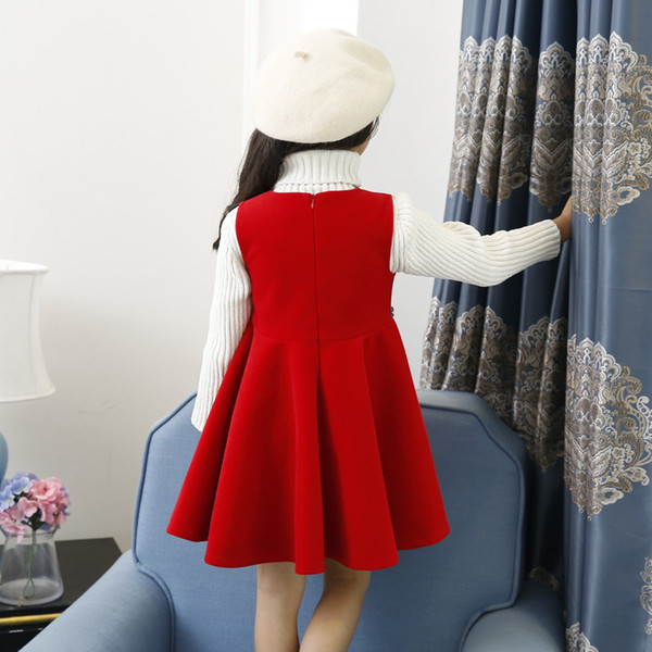 Gyerekruha lányoknak piros színben