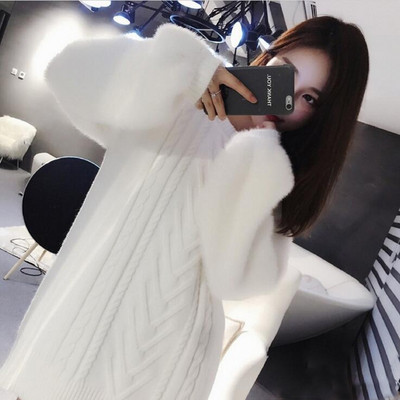 Pulover de dama alb cu maneci late