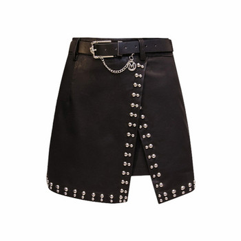 Modern női szoknya kétféle kivitelben