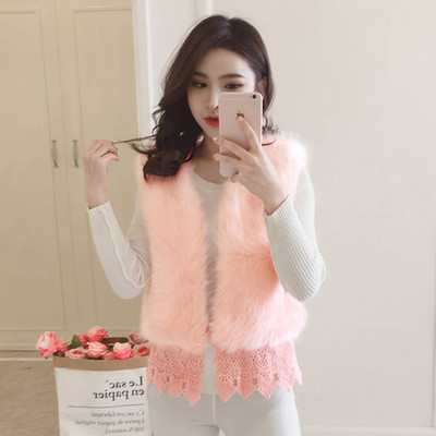 Modern női mellény csipkével